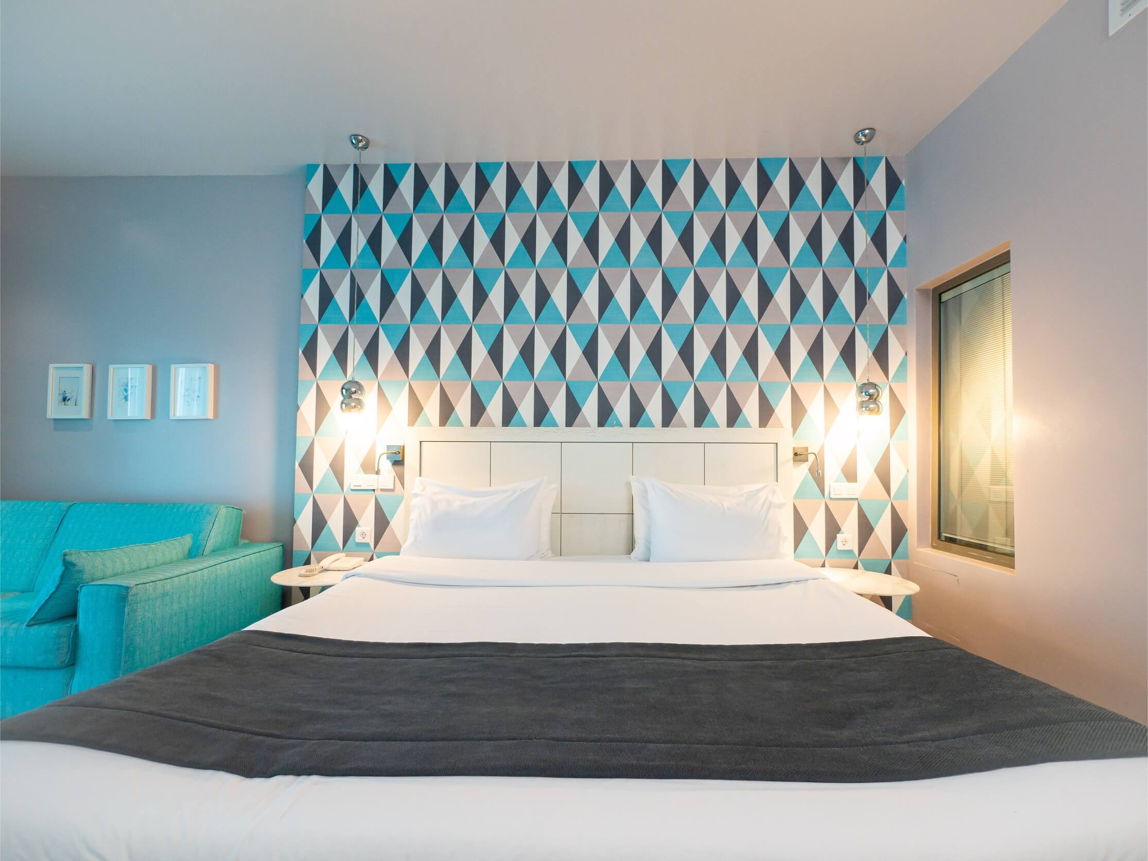 Poseidon Coco-mat Suite bed detail