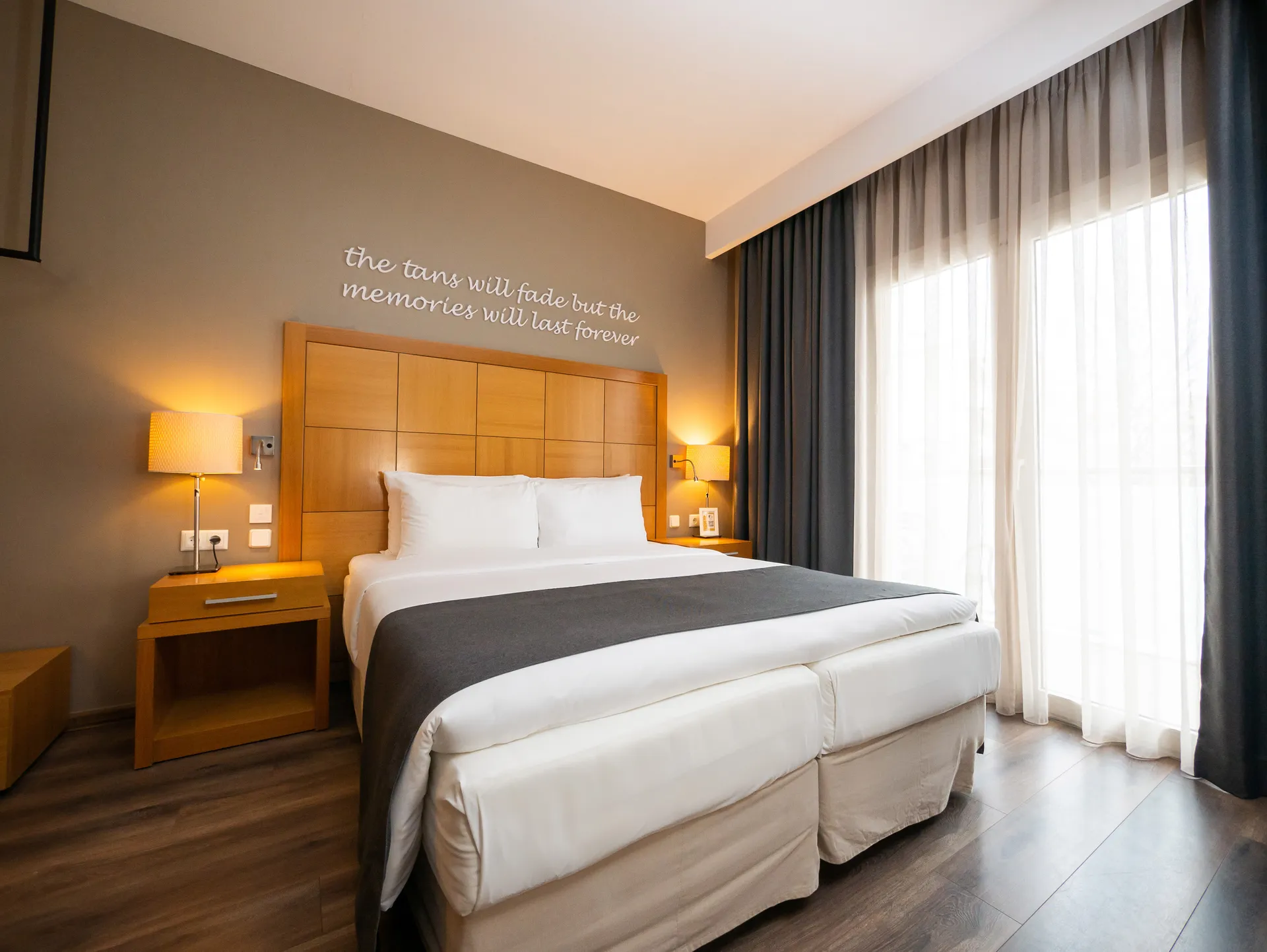 Standard Coco-mat Room bed detail