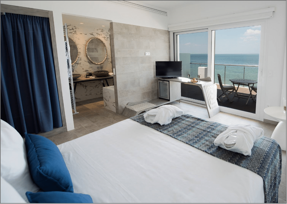 Aeolus Suite with Panoramic Sea View